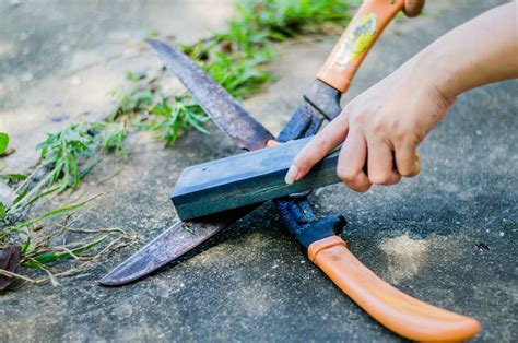 sharpening tool for garden shears